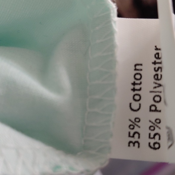 Floral Green Sleeveless Top - Picture 4 of 6